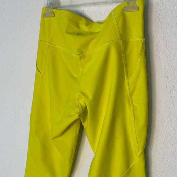 Kids workout outfit, sports bra and matching pants size 10-12 - Picture 3 of 3